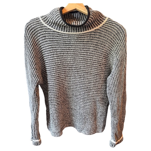 romeo + juliet couture high mock neck white black gray medium cuffed sleeves - Picture 2 of 4